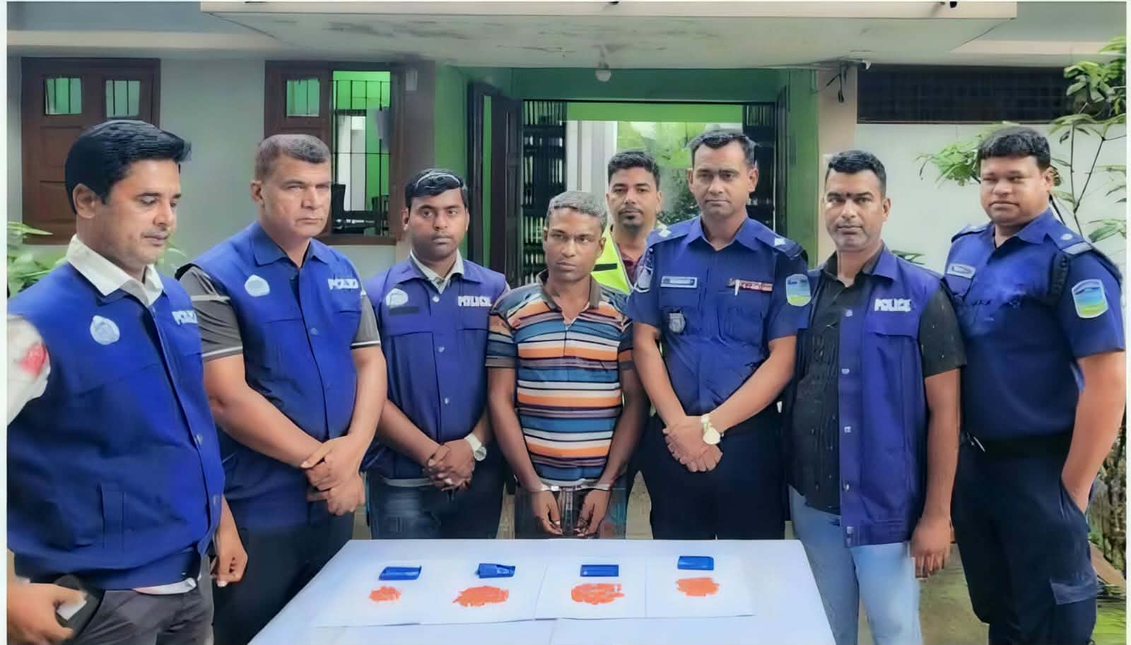 শেরপুরে পুলিশের অভিযানে বিপুল পরিমাণ ইয়াবা উদ্ধার