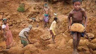 সারাদেশে শিশুশ্রম: হারিয়ে যাওয়া শৈশব, আমাদের দায়িত্ব অবহেলা