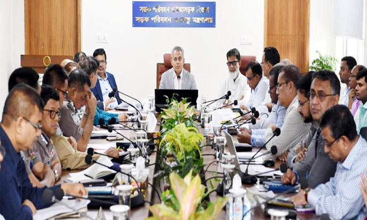 হাইওয়ে সড়কের উপরে বা পাশে কোনো গরুর হাট বসবে না : সড়ক পরিবহন মন্ত্রী