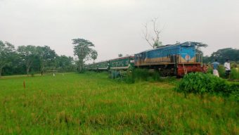 তিন ঘণ্টা পর ঢাকা-ময়মনসিংহ ট্রেন চলাচল শুরু