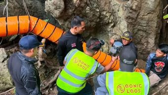 লাওসের গুহায় আটকে পড়া ৭ জনকে উদ্ধারে প্রাণপণ চেষ্টা চালাচ্ছেন ডুবুরিরা