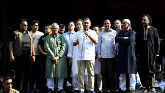 অসহায় মানুষের পাশে থাকতে নেতাকর্মীদের প্রতি আহ্বান প্রধানমন্ত্রীর