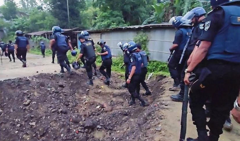 জঙ্গল সলিমপুরে যৌথবাহিনীর ক্যাম্পে আক্রমণ মামলায় সন্ত্রাসী ইয়াসিনসহ ২৪২ আসামি