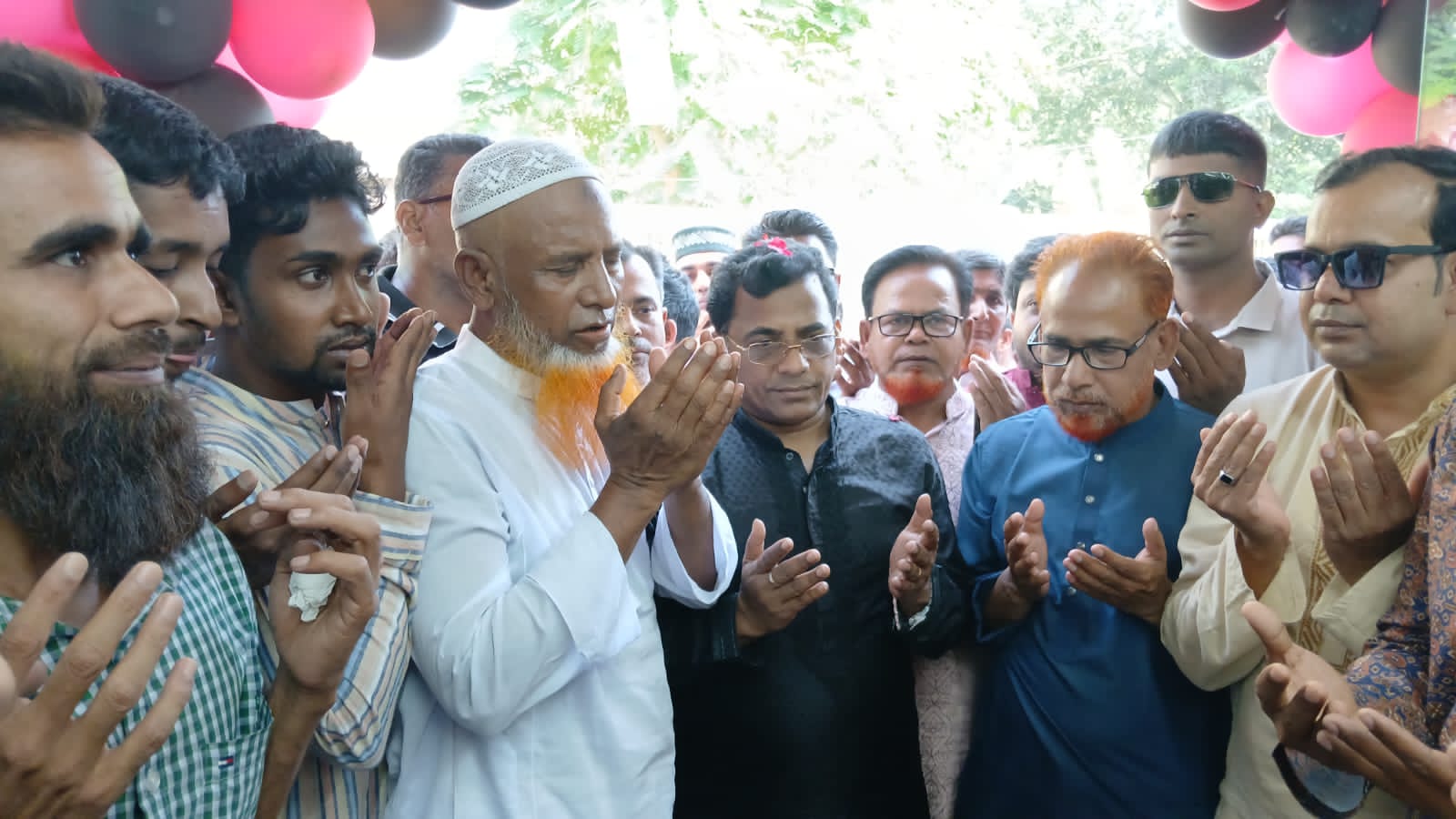 মুকসুদপুরে “স্বপ্ন সুপার শপ” এর উদ্বোধন করলেন সেলিমুজ্জামান সেলিম এমপি 