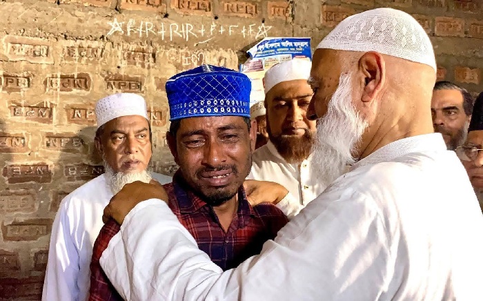 ফাহিমার বাড়িতে গিয়ে জামায়াত আমীর বললেন,আমার মুখে হাসি, বুকে কান্না’