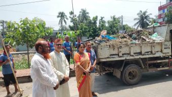 গোপালগঞ্জে ডিসি’র দিকনির্দেশনায় ও পৌর প্রশাসকের তত্ত্বাবধানে ৮ ঘন্টায় কুরবানীর বর্জ্য অপসারণে জনমনে স্বস্তি বিরাজ করছে