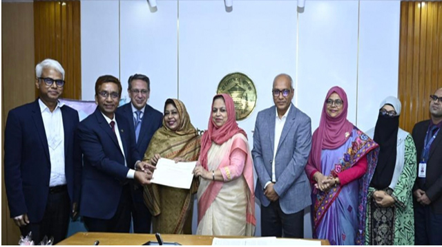 কর্মসংস্থান সৃষ্টিতে বাংলাদেশ ব্যাংকের বিশেষ স্বীকৃতি পেল কর্মসংস্থান ব্যাংক