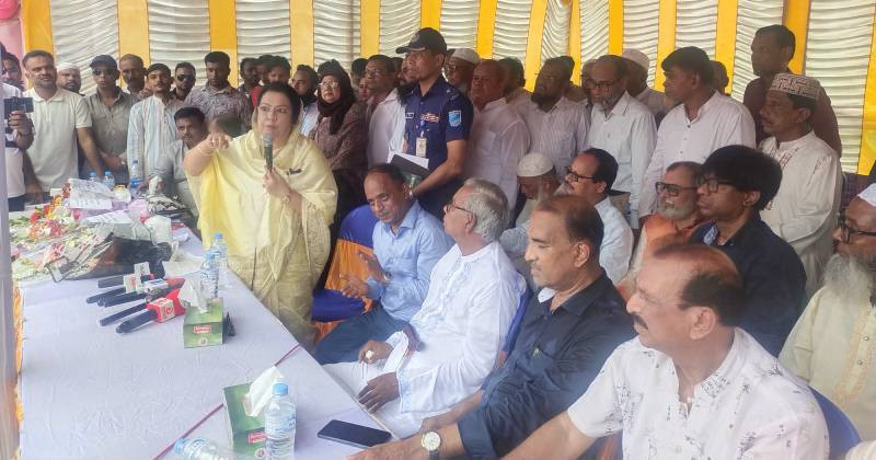 বিমানখাতে অপতথ্যের বিরুদ্ধে সতর্ক থাকার আহ্বান বিমান ও পর্যটন মন্ত্রীর
