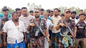 লালমনিরহাটের তিন সীমান্তে ৩৩ জনকে পুশইনের চেষ্টা, সতর্ক বিজিবি