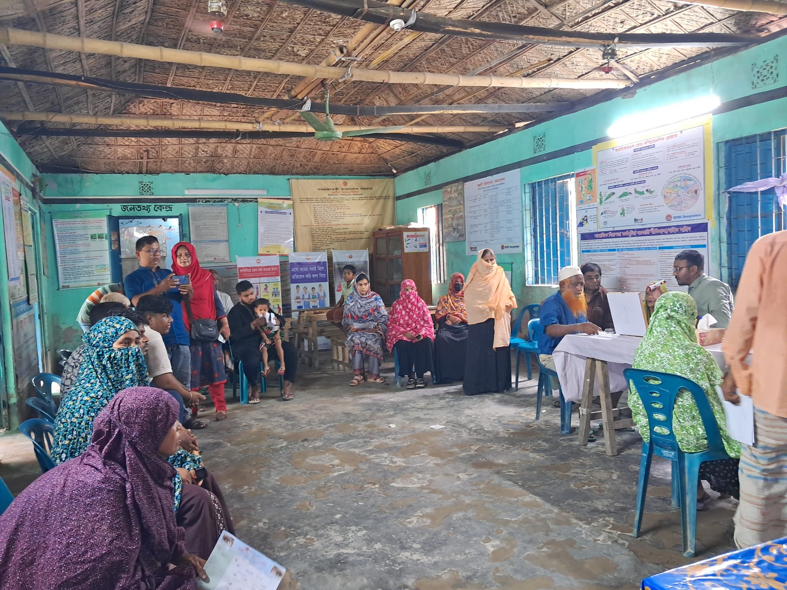 লালমনিরহাট হাড়িভাঙা আরডিআরএস-এর উদ্যোগে দিনব্যাপী স্বাস্থ্য ক্যাম্প অনুষ্ঠিত