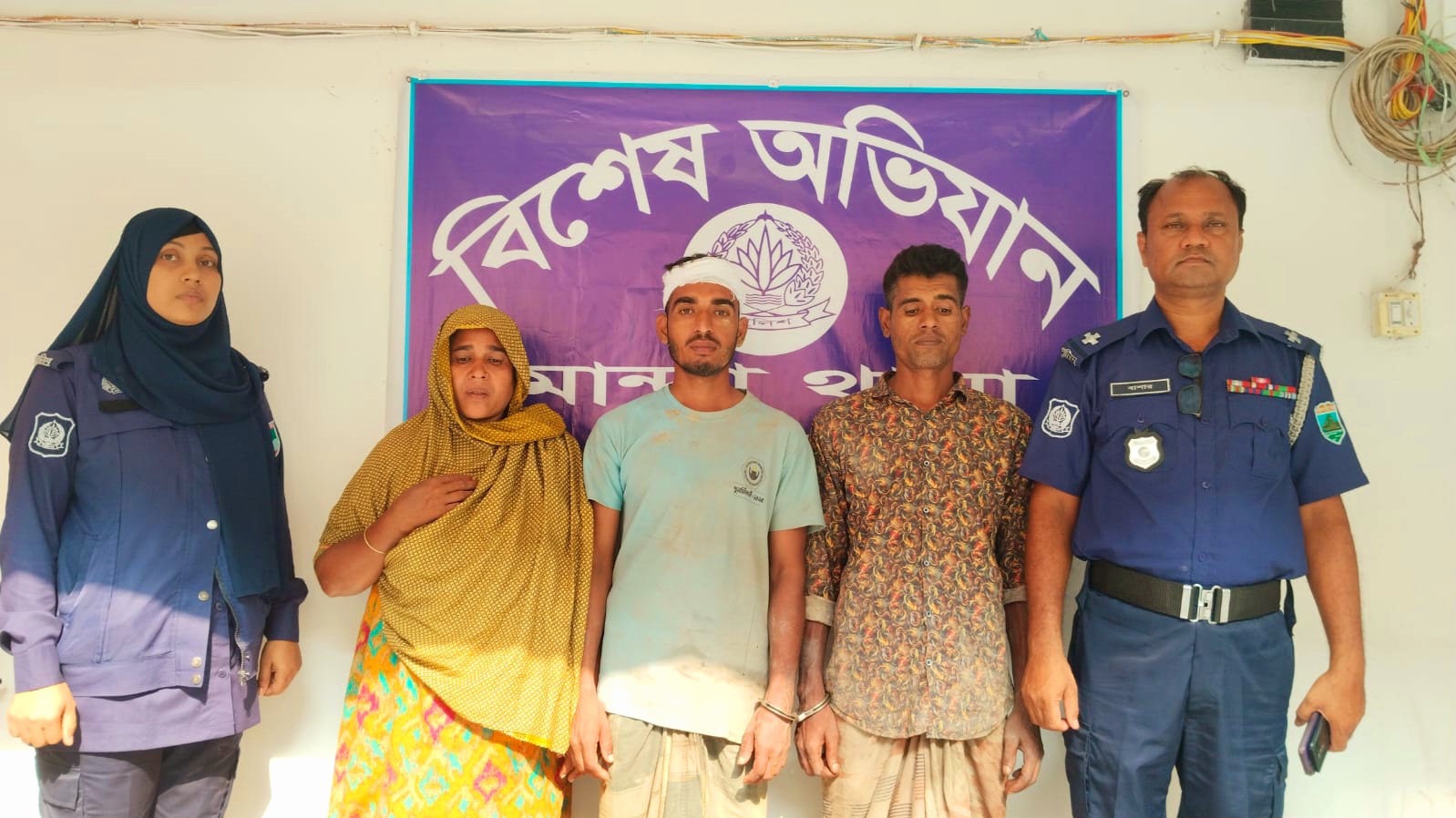 নওগাঁর মান্দায় জমি নিয়ে বিরোধে-সংঘর্ষে বৃদ্ধ নিহত, নারীসহ গ্রেপ্তার ৩